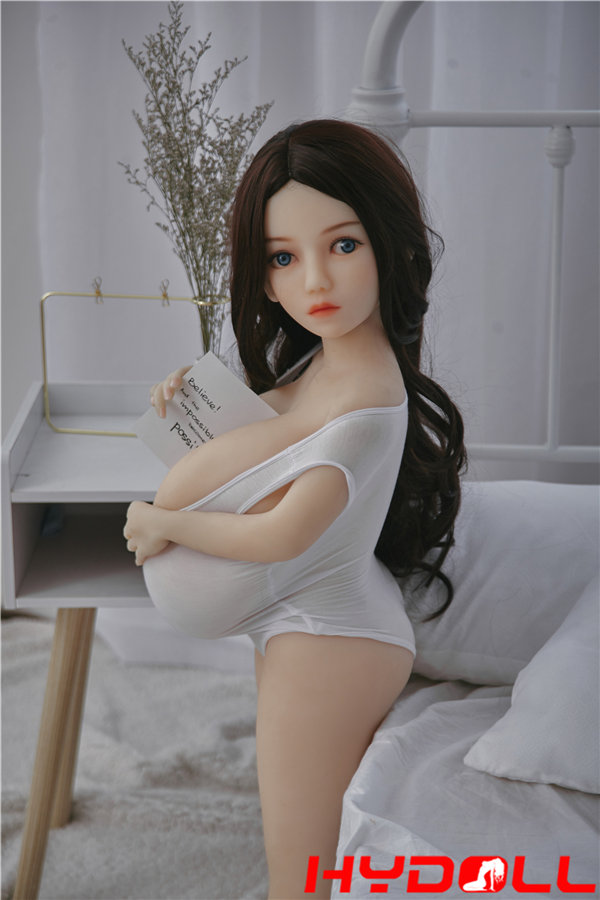 huge tits doll D04005 15ヤギ 型 おっぱいリアルドール巨乳　100cmミニ人形