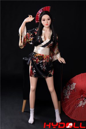 05 D05049 01身長168cmセックス人形　爆乳おっぱい