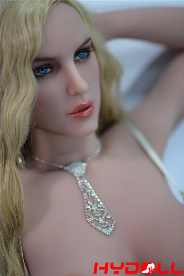 6YEDoll D06098 12Fカップセックスドール 女性の実在の膣を模擬