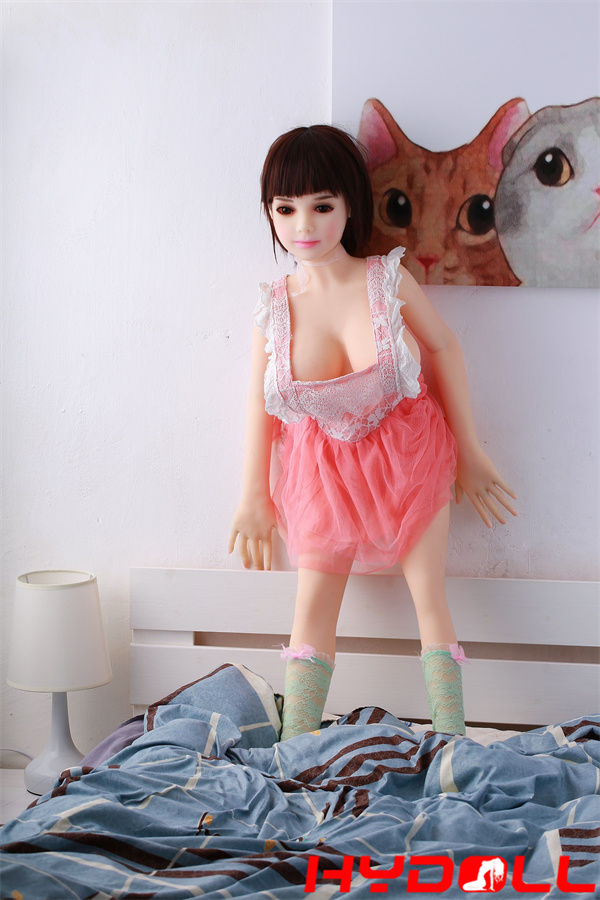 D07001 1013KG軽いダッチワイフ　100cm身長　Eカップ