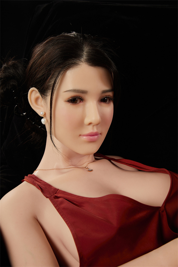 D35004 17160CM D-cup 熟女大人の魅力 シリコンドール