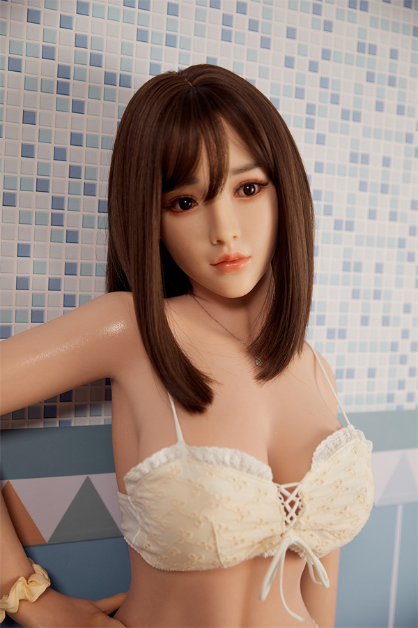 D35008 13150CM C-cup 触り心地抜群の美乳リアル シリコンドール