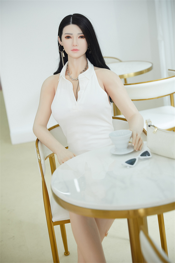 D35014 18160CM D-cup 金持ちの家の娘大姉 シリコンドール