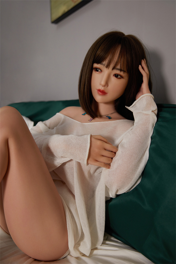D35018 14150CM C-cup 艶っぽい純度シリコンドール